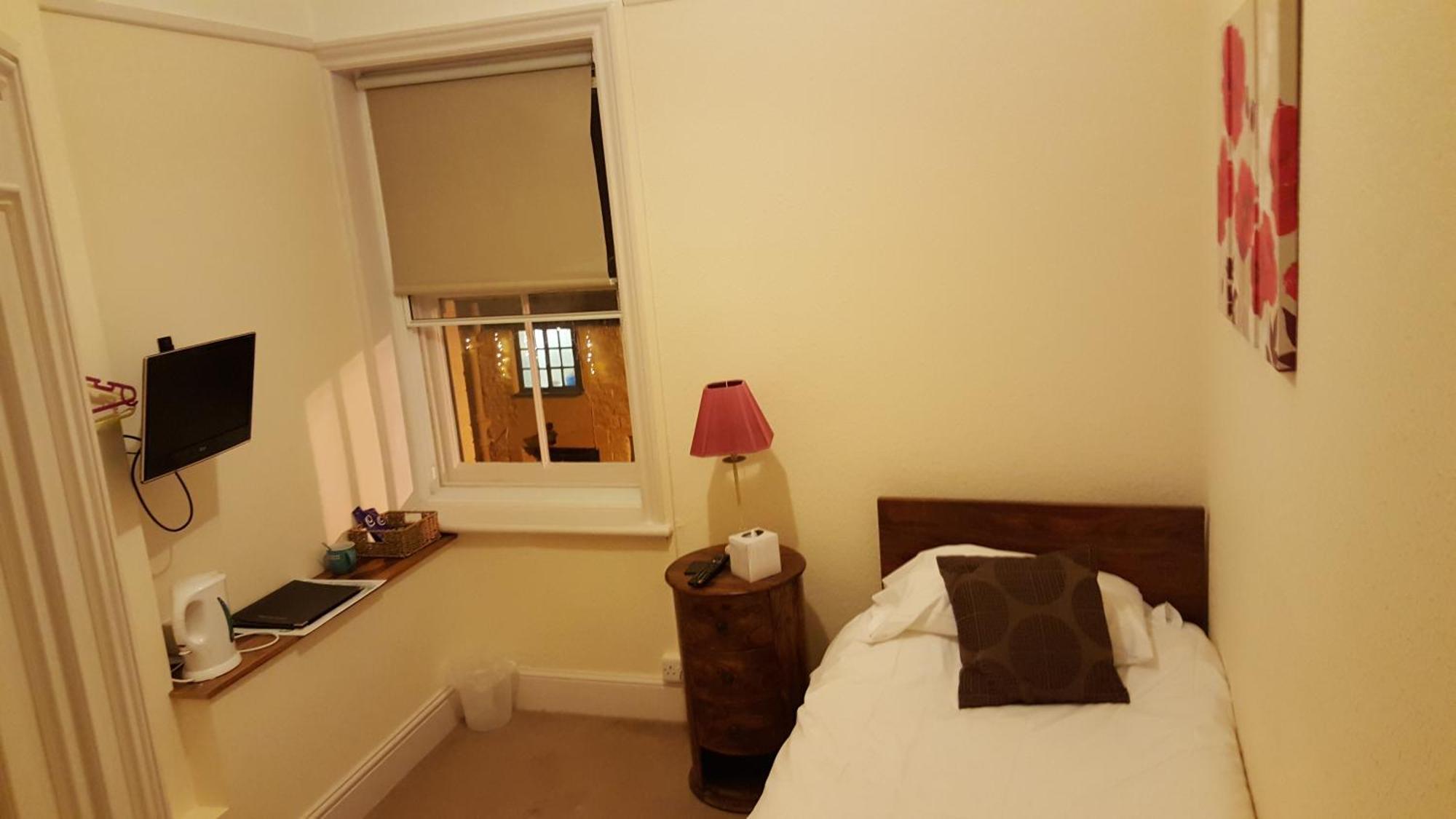 The Dolphin Hotel Wincanton Camera foto