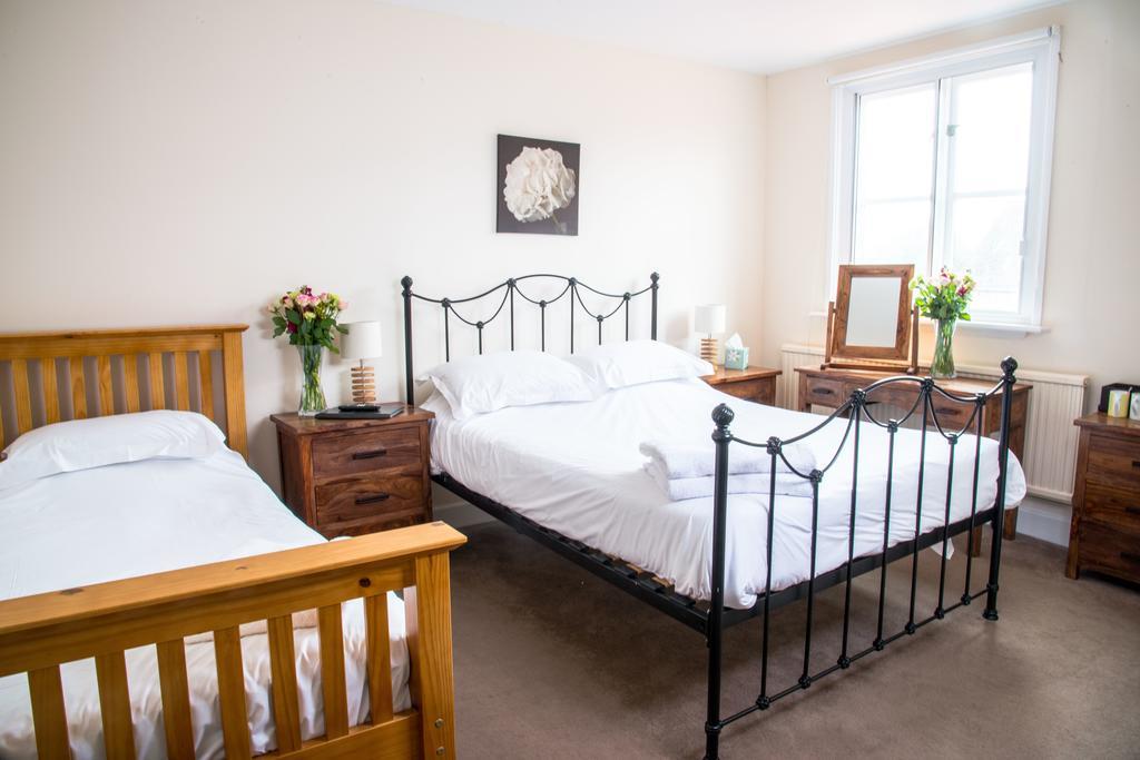 The Dolphin Hotel Wincanton Esterno foto